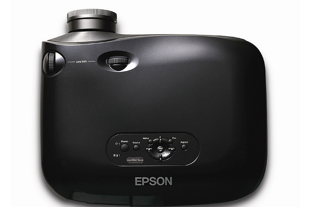 Epson-PowerLite-Pro-Cinema-1080-UB-projector-Epson-ELPLP39-lamp